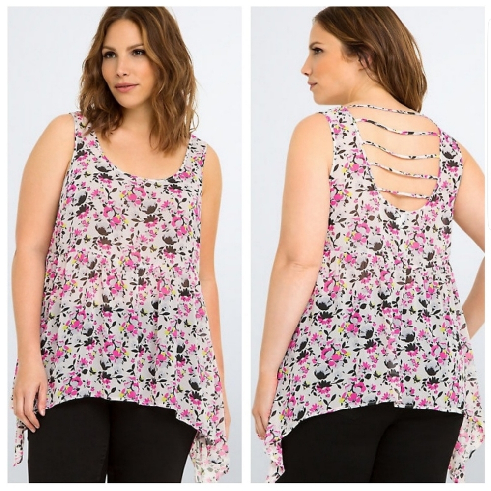 NWOT Torrid Chiffon Shark bite Tank Top